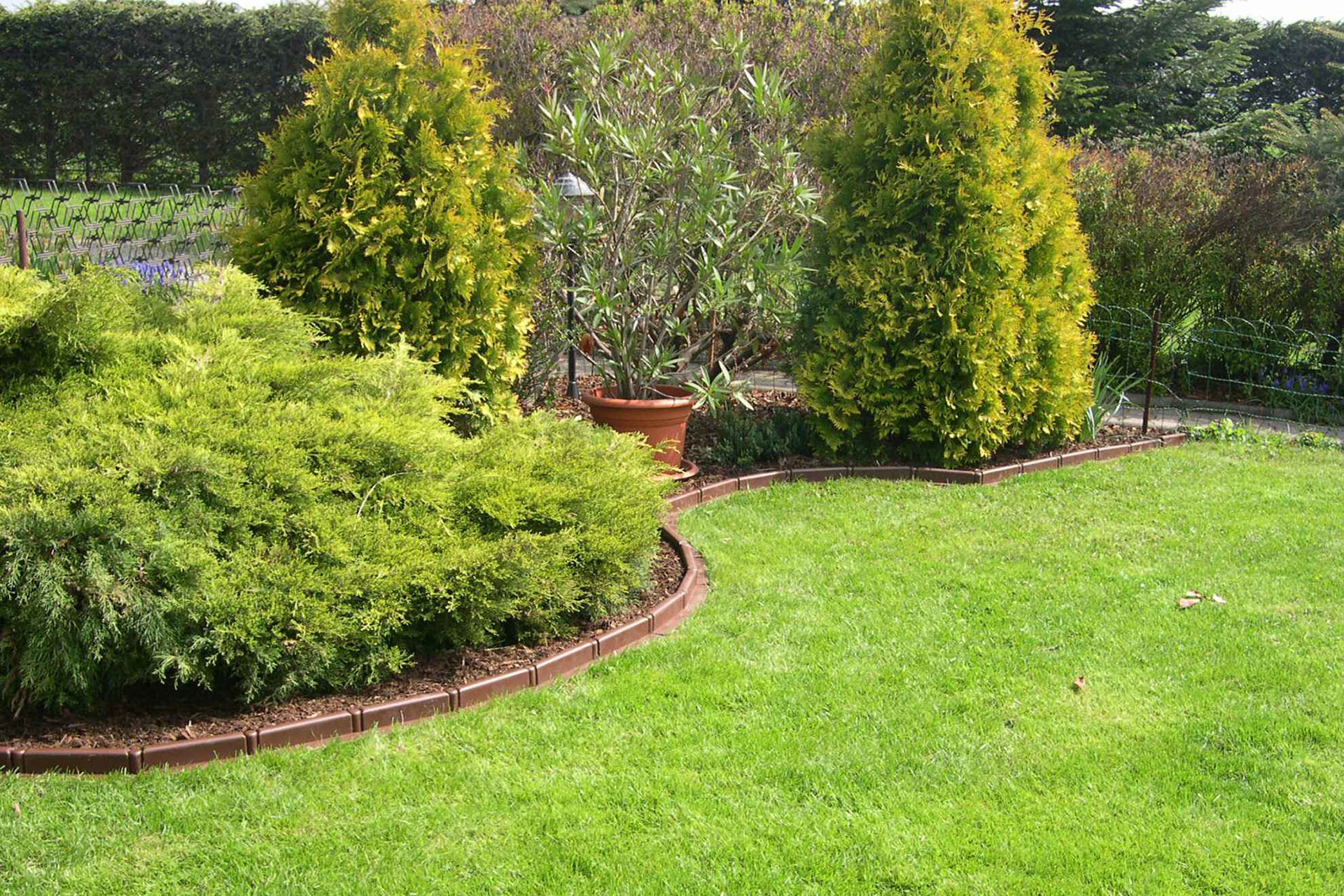 Zahradní obrubník zelený - 1 m